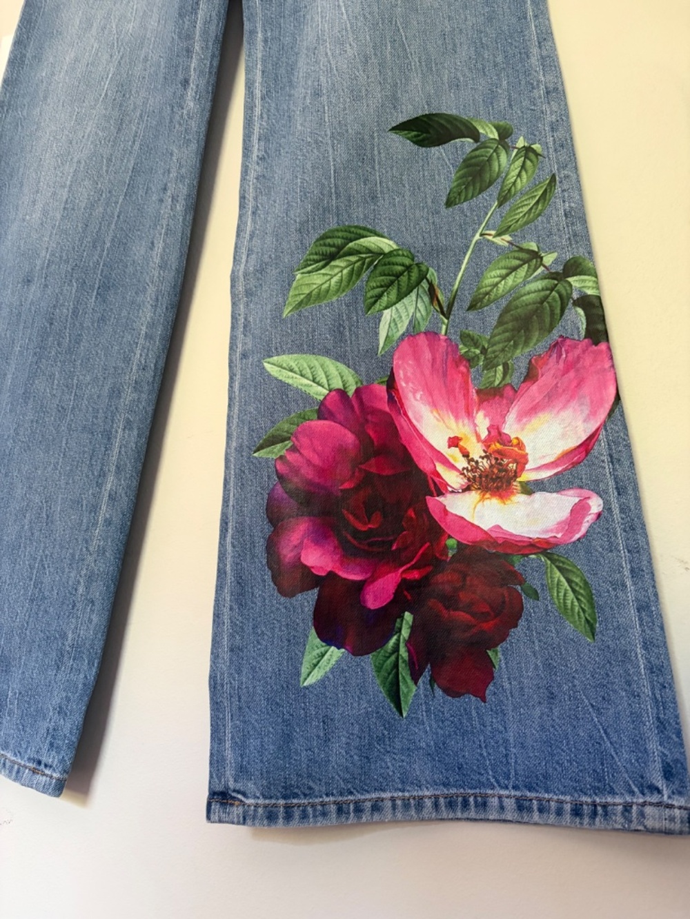 Alice + Olivia Chic Printed Jean Denver Bright size 28 - Picture 7 of 9